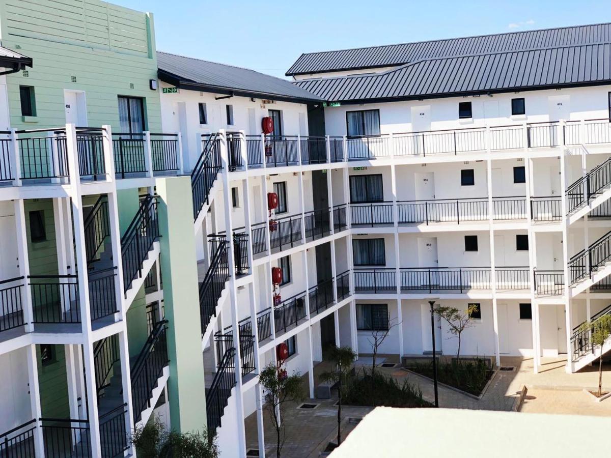 Mint Express Sandton View โจฮันเนสเบิร์ก ภายนอก รูปภาพ