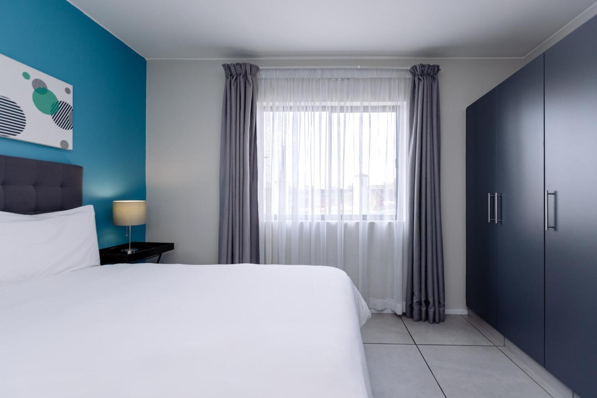 Mint Express Sandton View โจฮันเนสเบิร์ก ภายนอก รูปภาพ